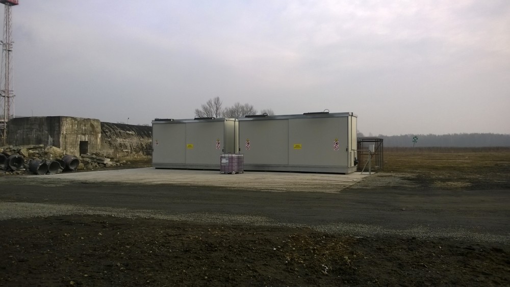 Kontener substancji niebezpiecznych  v-37